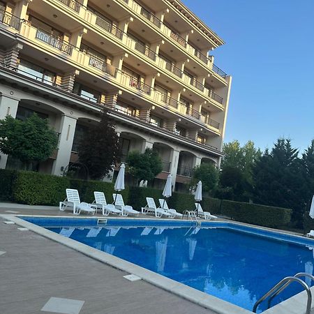 Appartamento U-Dacha Sunny Beach Esterno foto